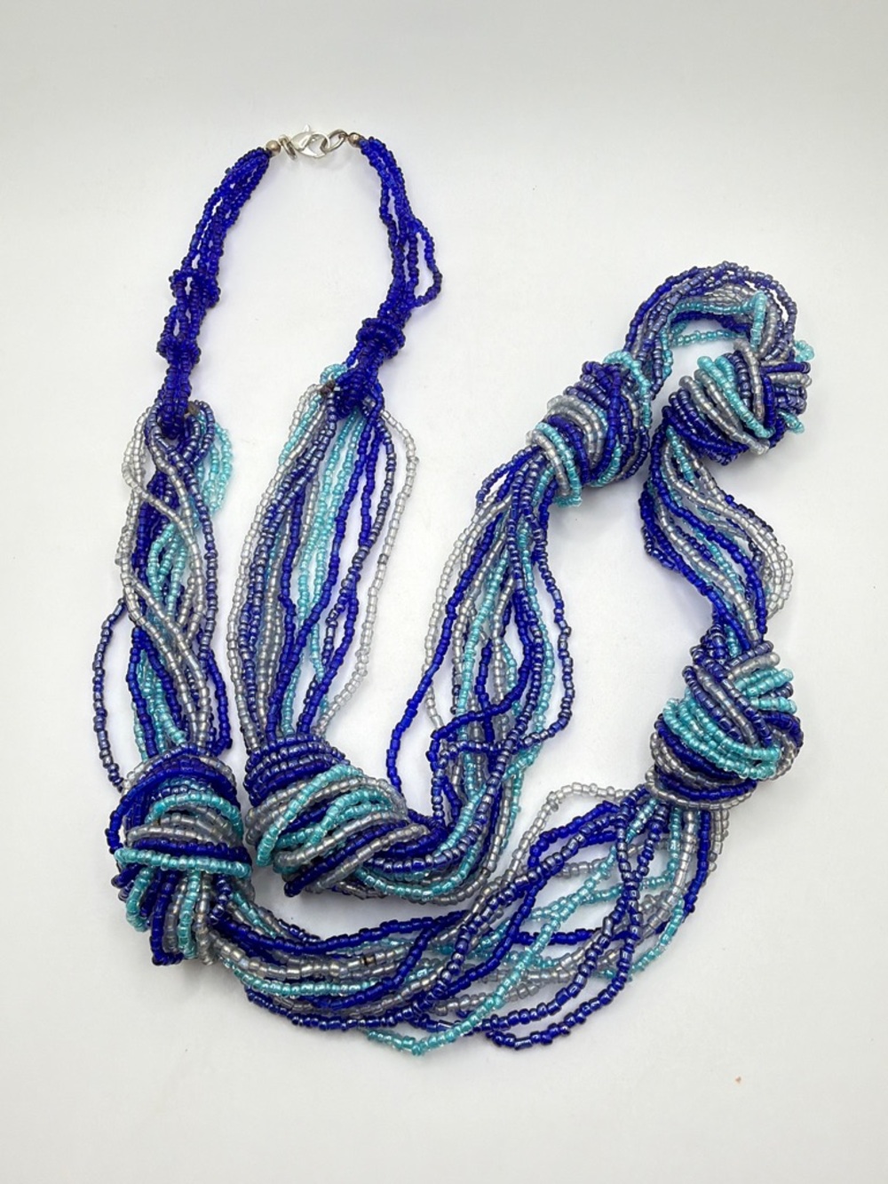 35" multi-strands of blue glass seed beaded necklace w/ silver tone‎ hardware!